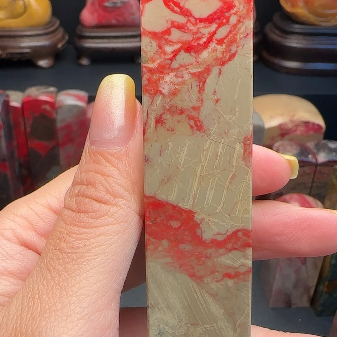 昌化石昌化鸡血石