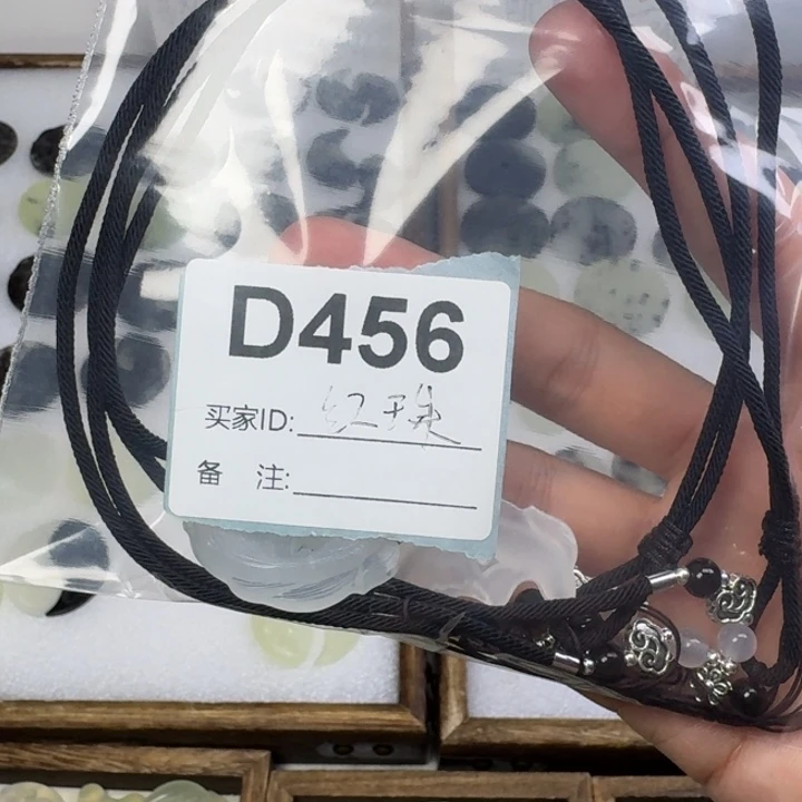 悬***秒蛇纹石玉未镶嵌项链