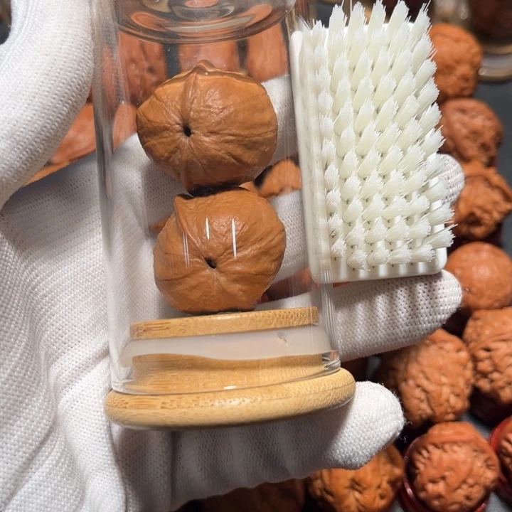 文玩核桃把件4567899900