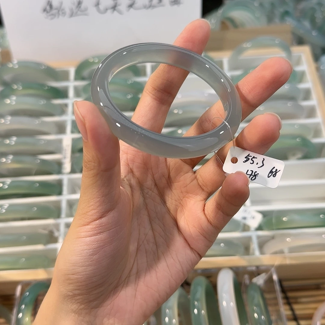 玛瑙/玉髓未镶嵌手镯圈口55.3