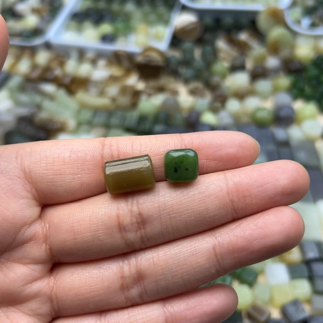 始***兮和田玉未镶嵌颈饰