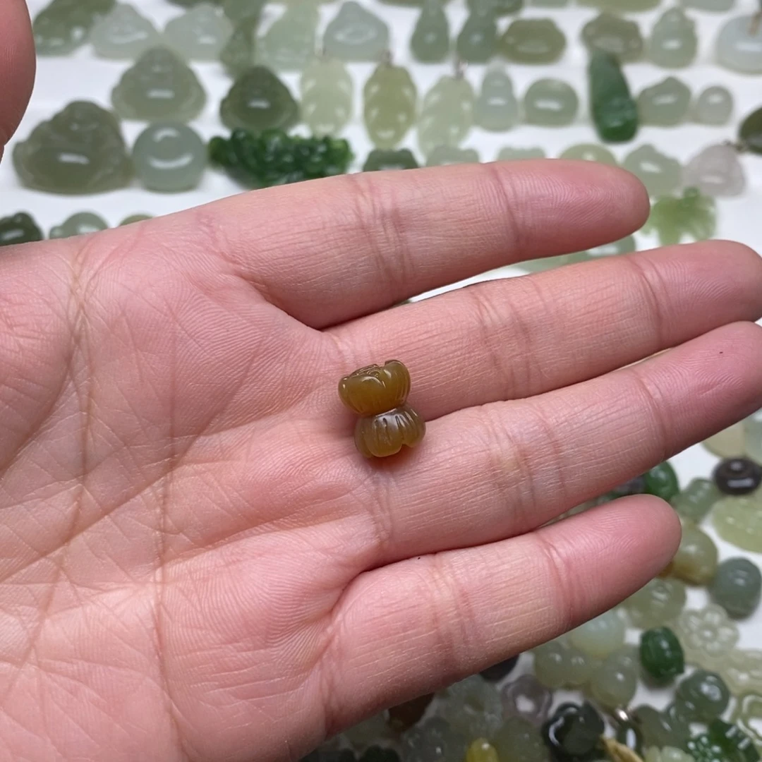 和田玉颈饰未镶嵌非*