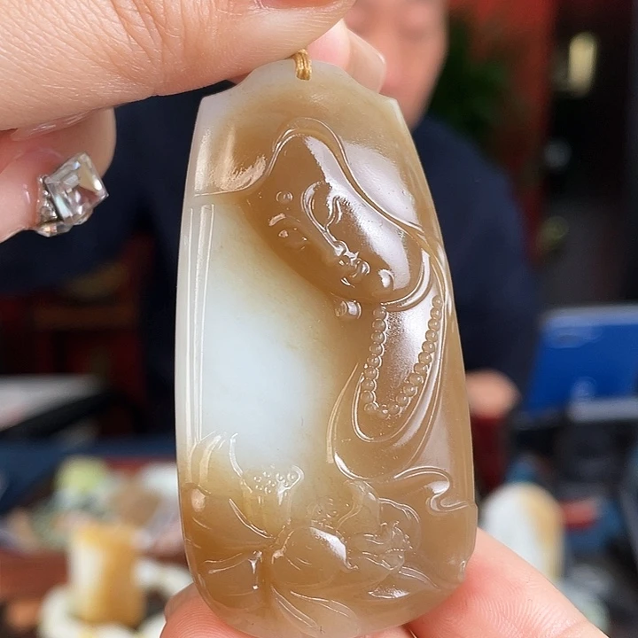 和田玉未镶嵌颈饰定制发货