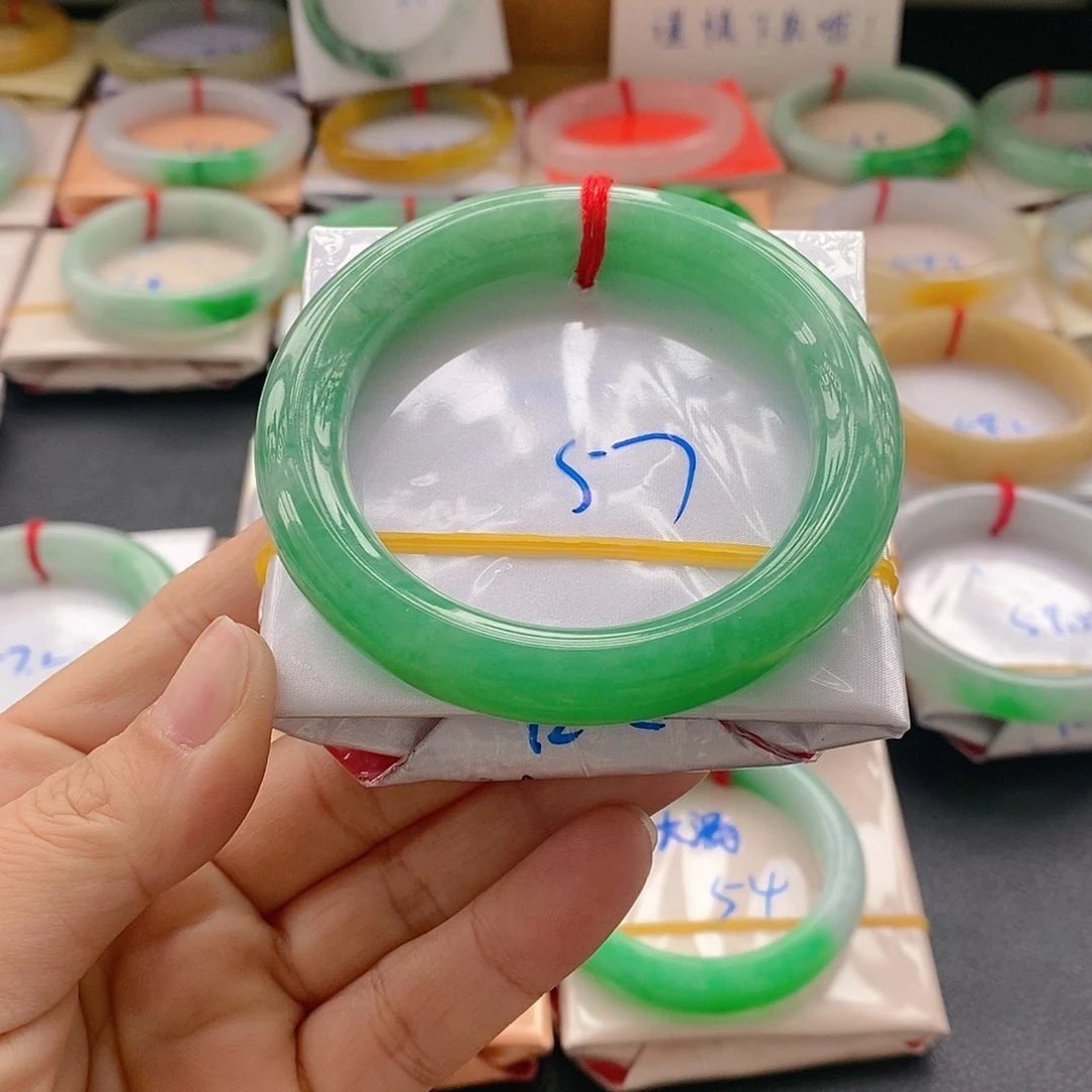 翡翠手镯未镶嵌12号