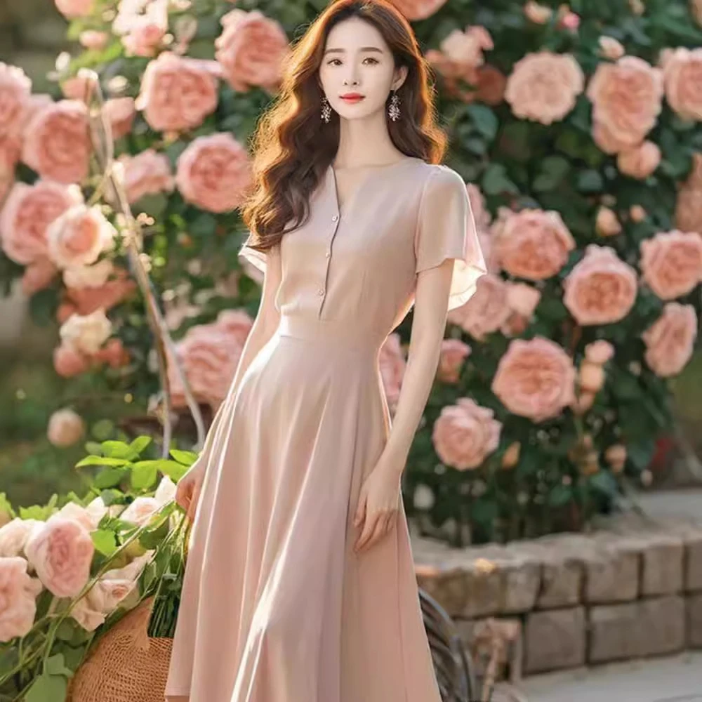 今年流行的漂亮法式收腰显瘦粉色雪纺仙气连衣裙温柔风裙子女夏天