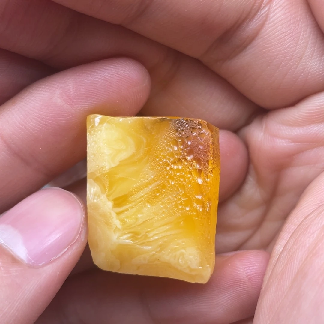 定制琥珀未镶嵌天然蜜蜡