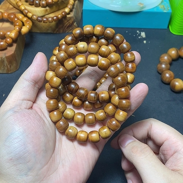 香料030号崖柏老型1011