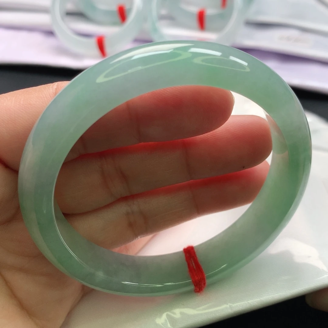 翡翠手镯未镶嵌缅甸56.57