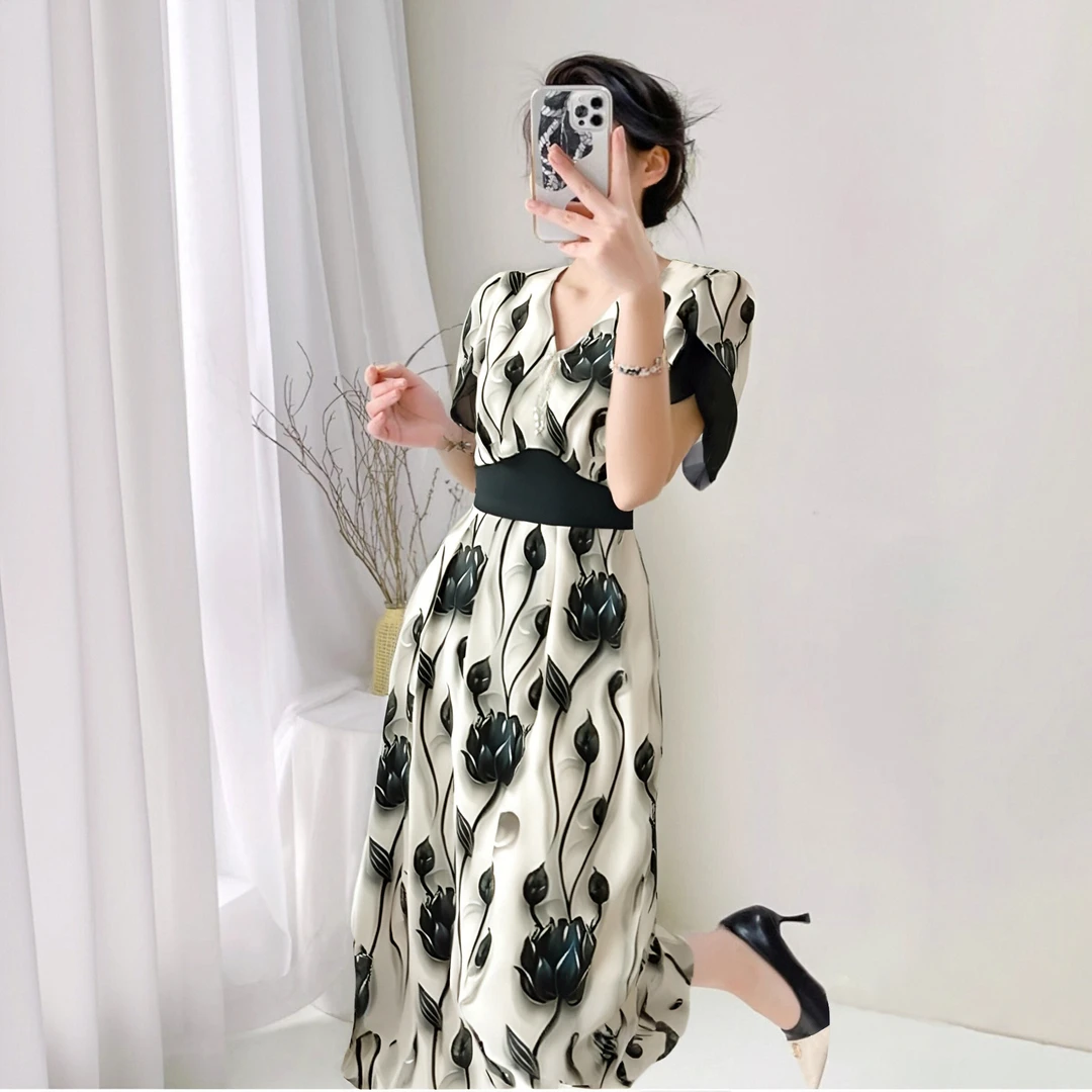 A2025夏季轻奢新款法式气质长裙收腰显瘦优雅黑色连衣裙子女D1402