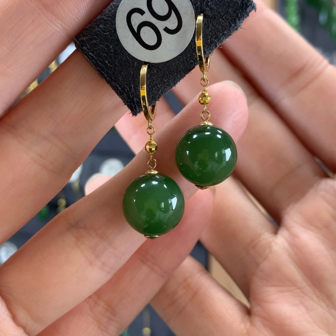 和田玉18K金镶嵌耳饰