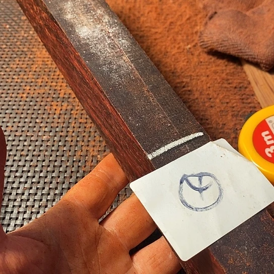 蔡***缘紫檀木料一手货源瑕疵