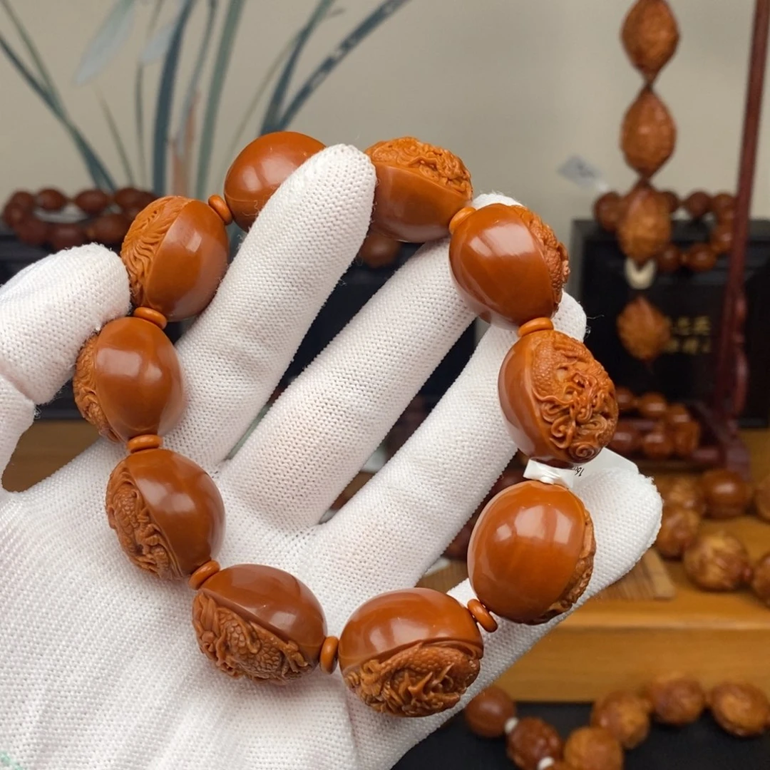 手串橄榄核许忠英老师龙凤呈祥