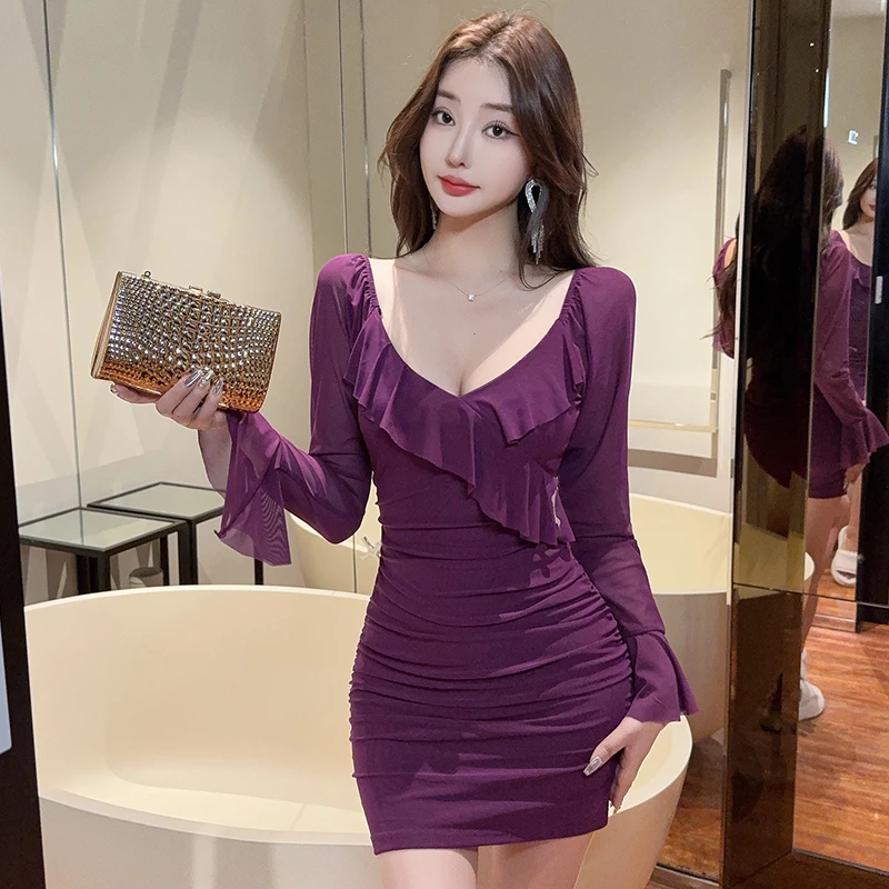 法式纯欲2026性感低胸网纱长袖连衣裙秋修身显身材夜总店上班衣服