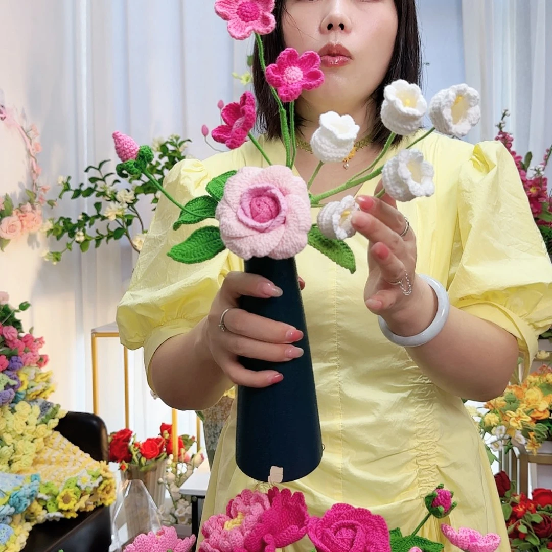 莱赛尔纤维棉手工钩织花束