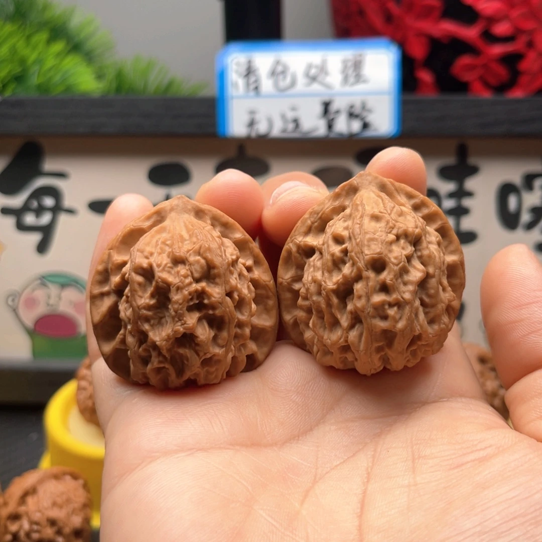 桃核吊坠38梨木台