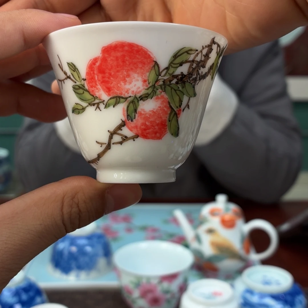 杯子瓷瓷姑娘景德镇陶瓷艺术