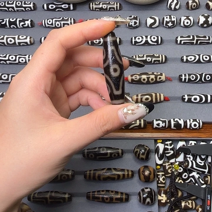 玛瑙/玉髓未镶嵌上乘钟志明高端老油料十字六眼