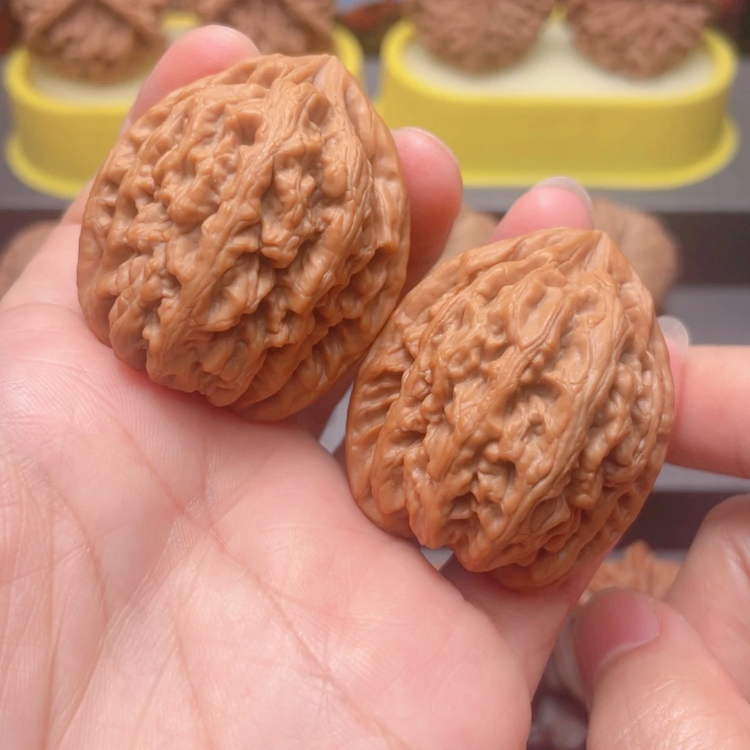 把件文玩核桃红锦鲤40
