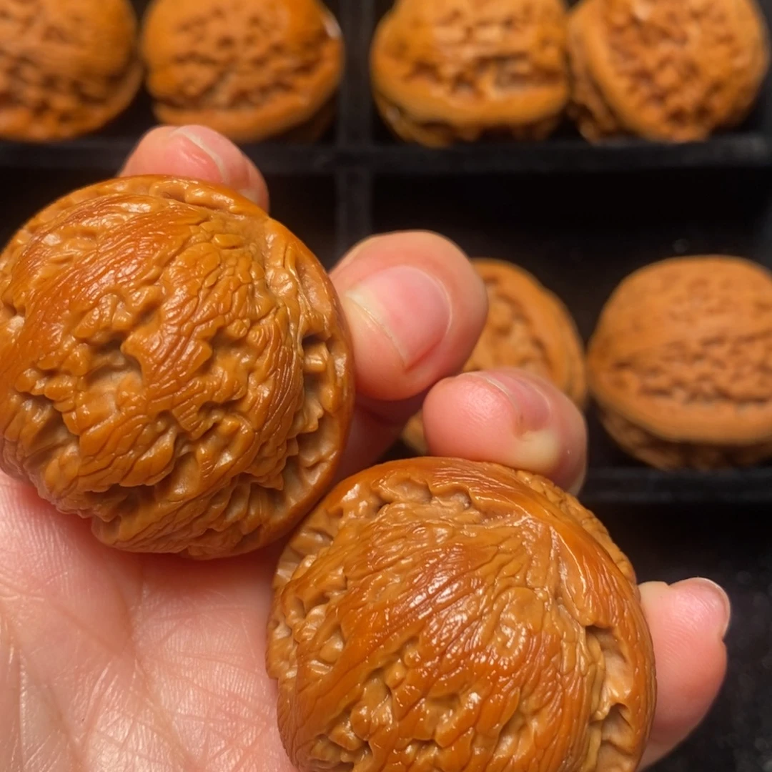 文玩核桃把件秦岭核桃