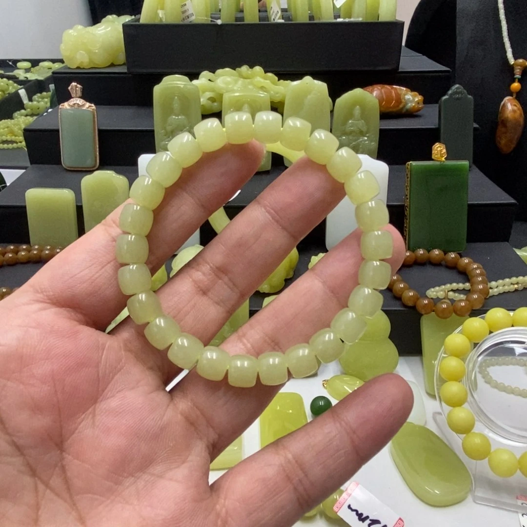 未镶嵌手链和田玉（黄玉）