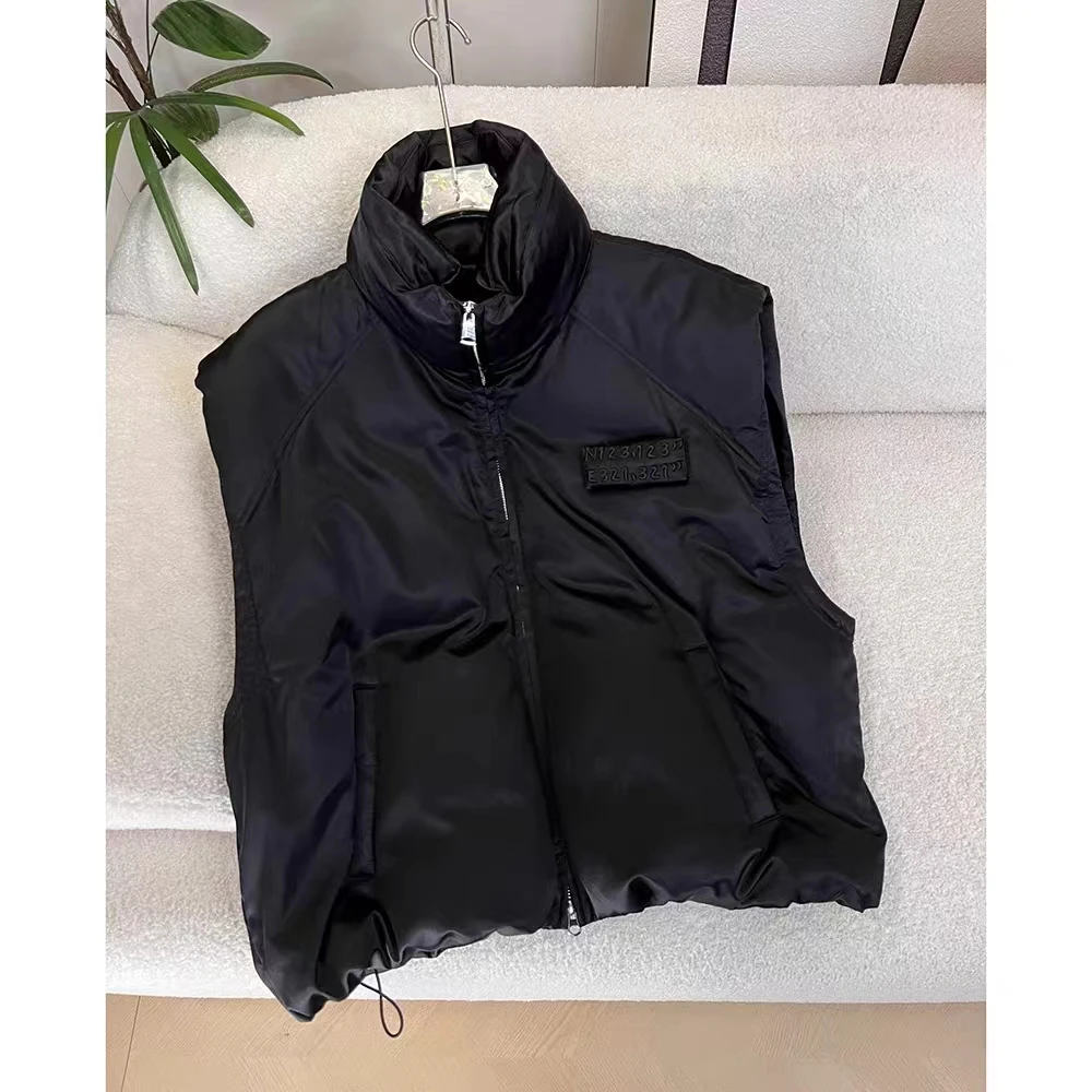 【no退no换 谨慎下单】立领数字刺绣羽绒马甲 85183