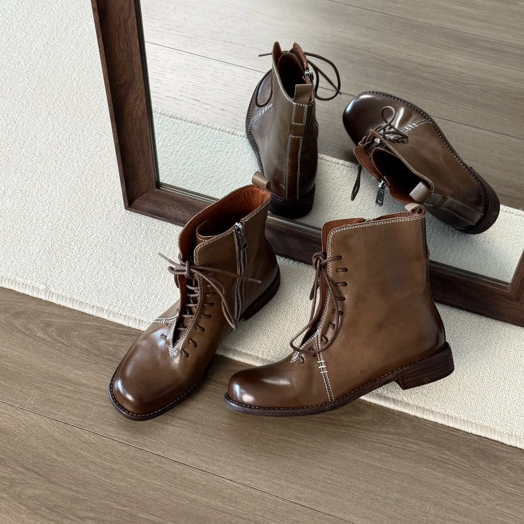 HUSSLOVE 水洗马皮·跟高3CM·复古重工英伦风油蜡皮系带马丁靴短靴