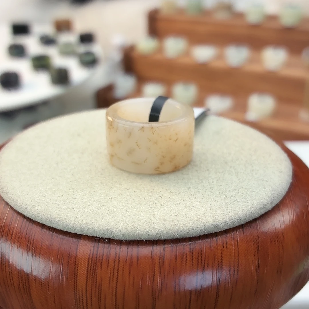 和田玉未镶嵌戒指i7桂花糖圆切16.1mm