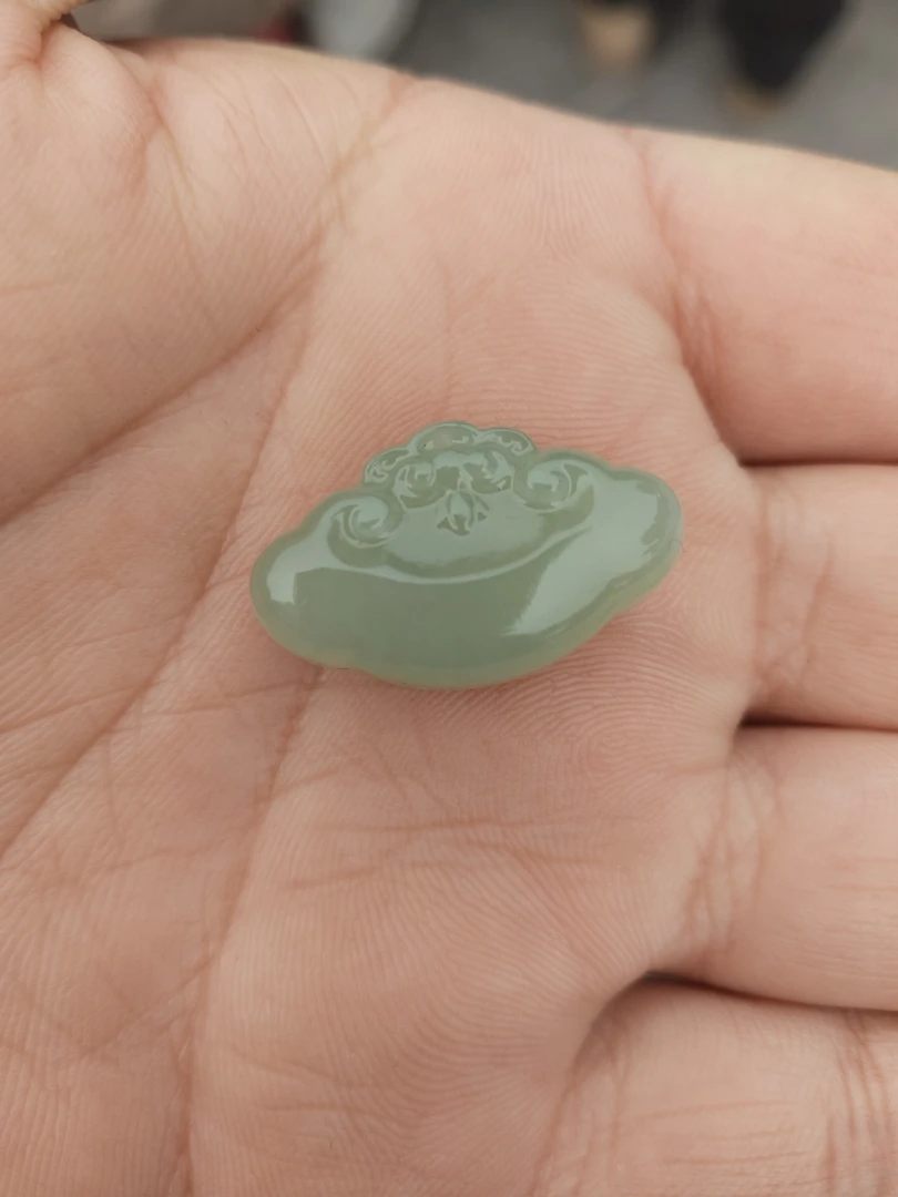 高端和田玉未镶嵌挂件