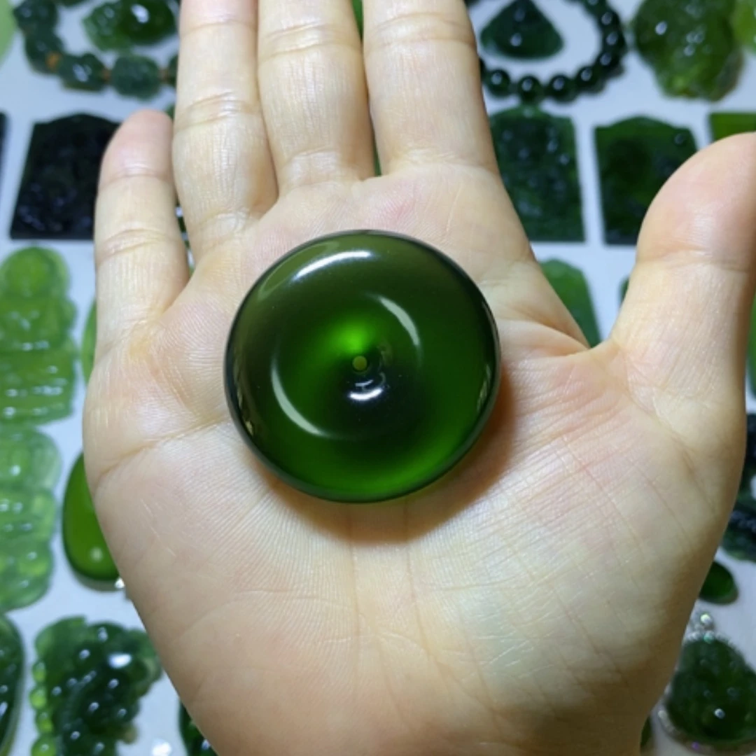 【闪购商品】未镶嵌蛇纹石玉颈饰天***.