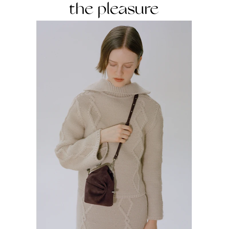 thepleasure柔软之形新品复古手拎链条斜挎包歪头口金包