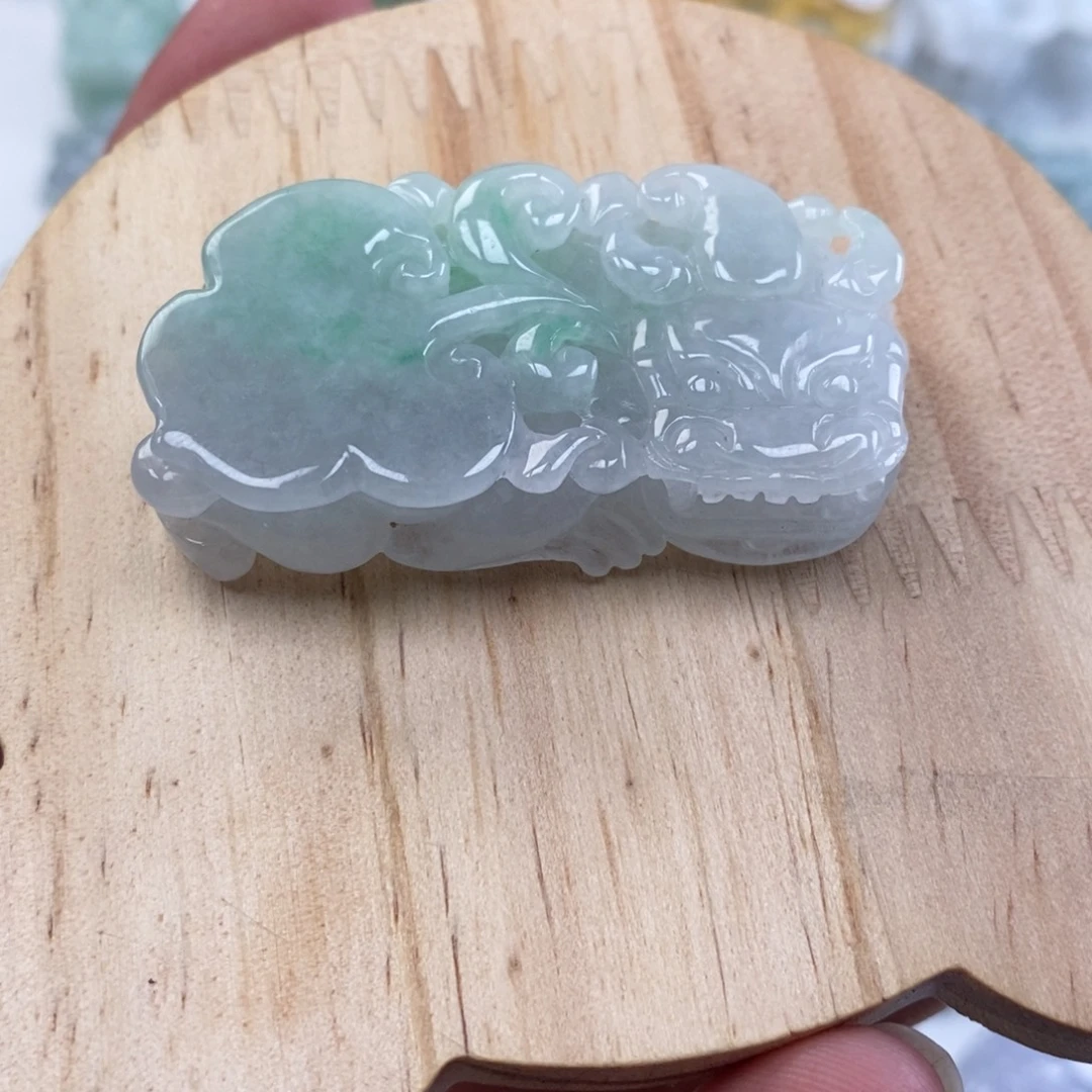 翡翠未镶嵌颈饰多人霸王貔貅吊坠