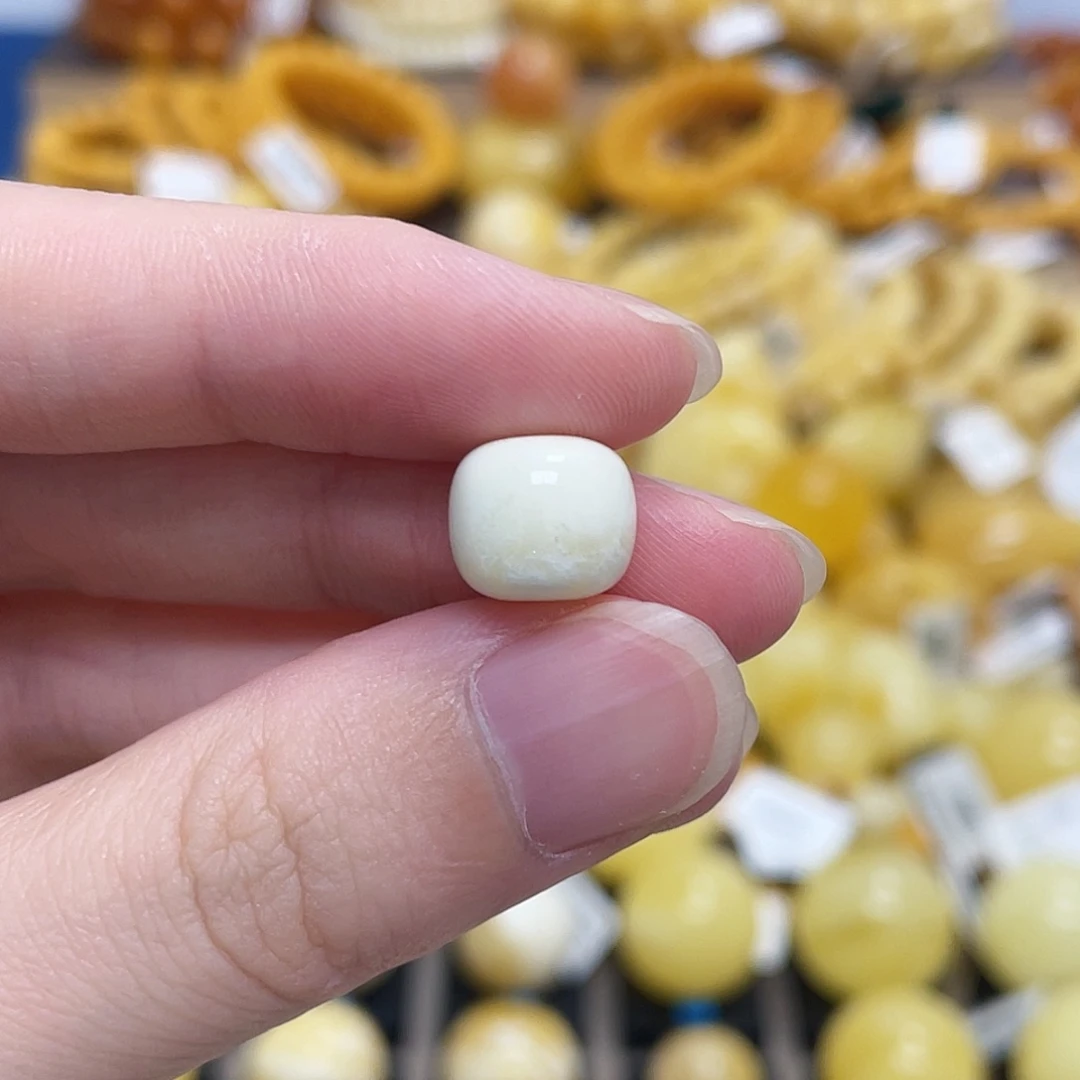 蜜蜡未镶嵌珠宝奇石老型珠瓷白蜡10.3m m