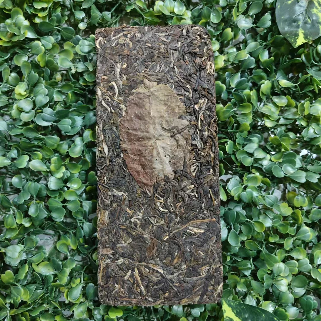 雨腾小号-紫G造B”L孔Q”古树普洱茶288g/砖  生茶