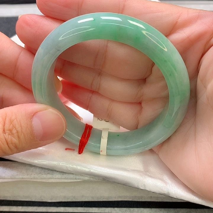 翡翠未镶嵌手镯手镯54