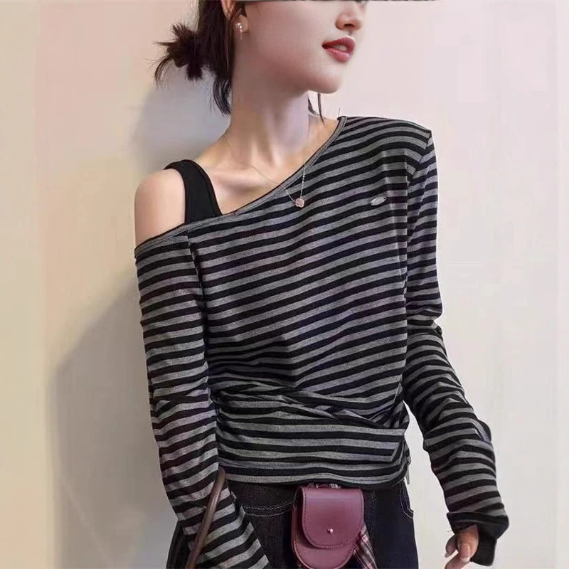 2025秋季新款韩版时尚百搭宽松显瘦条纹拼接一字肩复古长袖T恤女