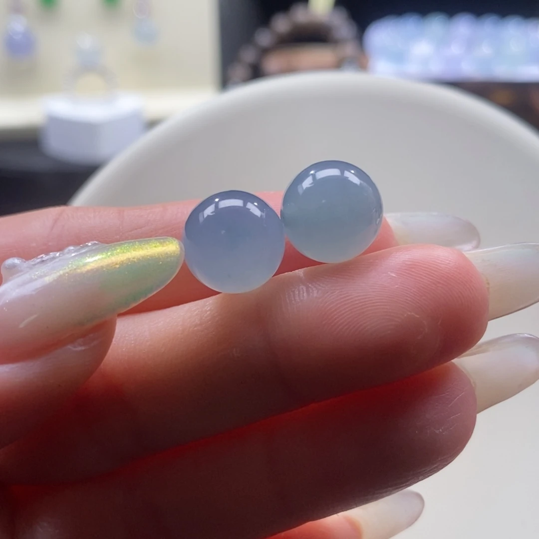 翡翠未镶嵌颈饰翡翠天空蓝珠多样性发其一