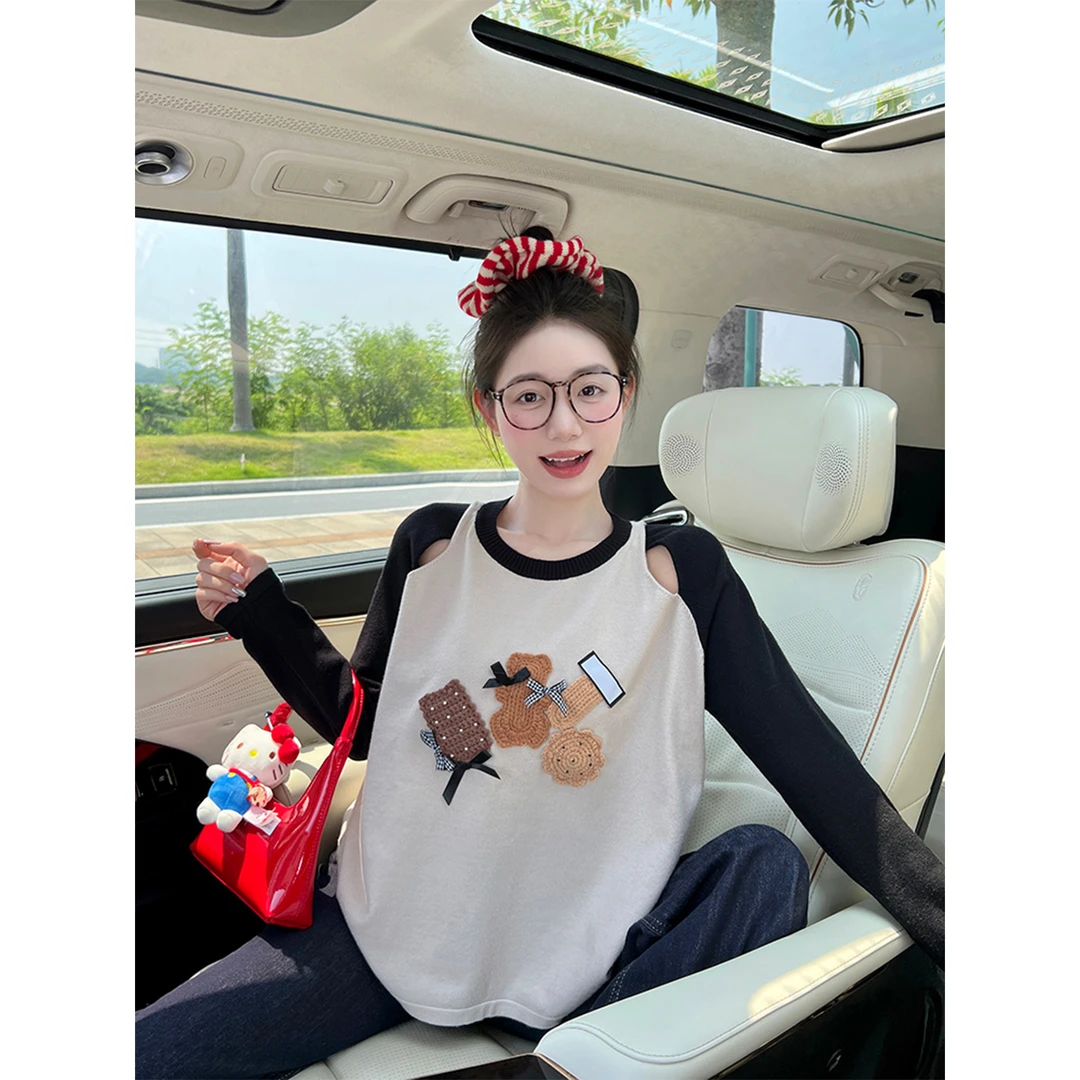 撞色拼接长袖露肩T恤女初秋2025新款高级感立体小熊编织别致上衣