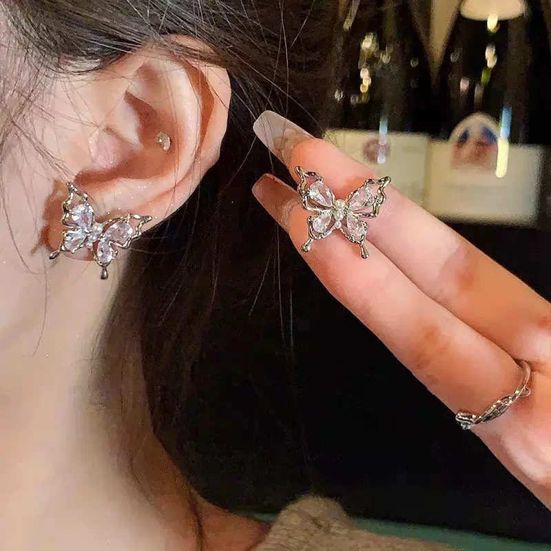 合金锆石耳饰 翩翩起舞~蝴蝶珍珠耳钉精锆石耳夹高级感耳饰好看