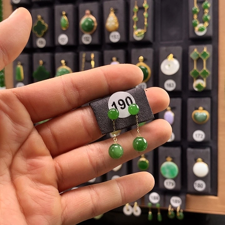 和田玉耳饰18K金镶嵌