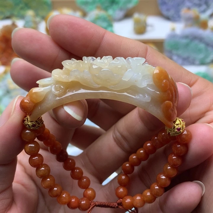 颈饰未镶嵌翡翠翡翠