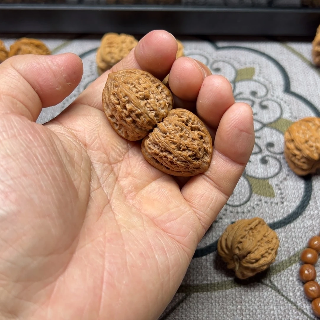 维***奶龙脊菩提吊坠密纹