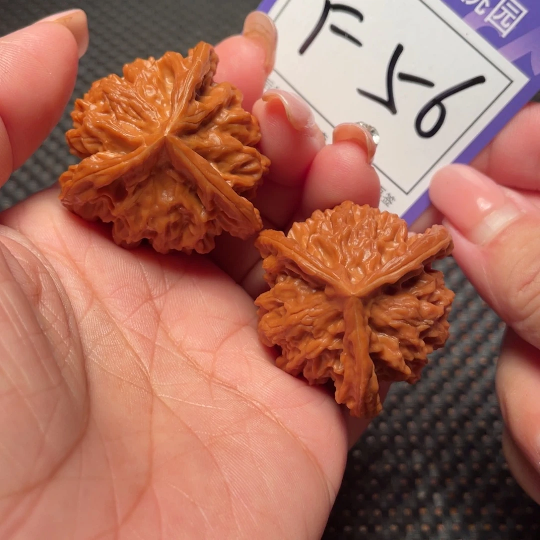 桃核把件56号盘山三棱38