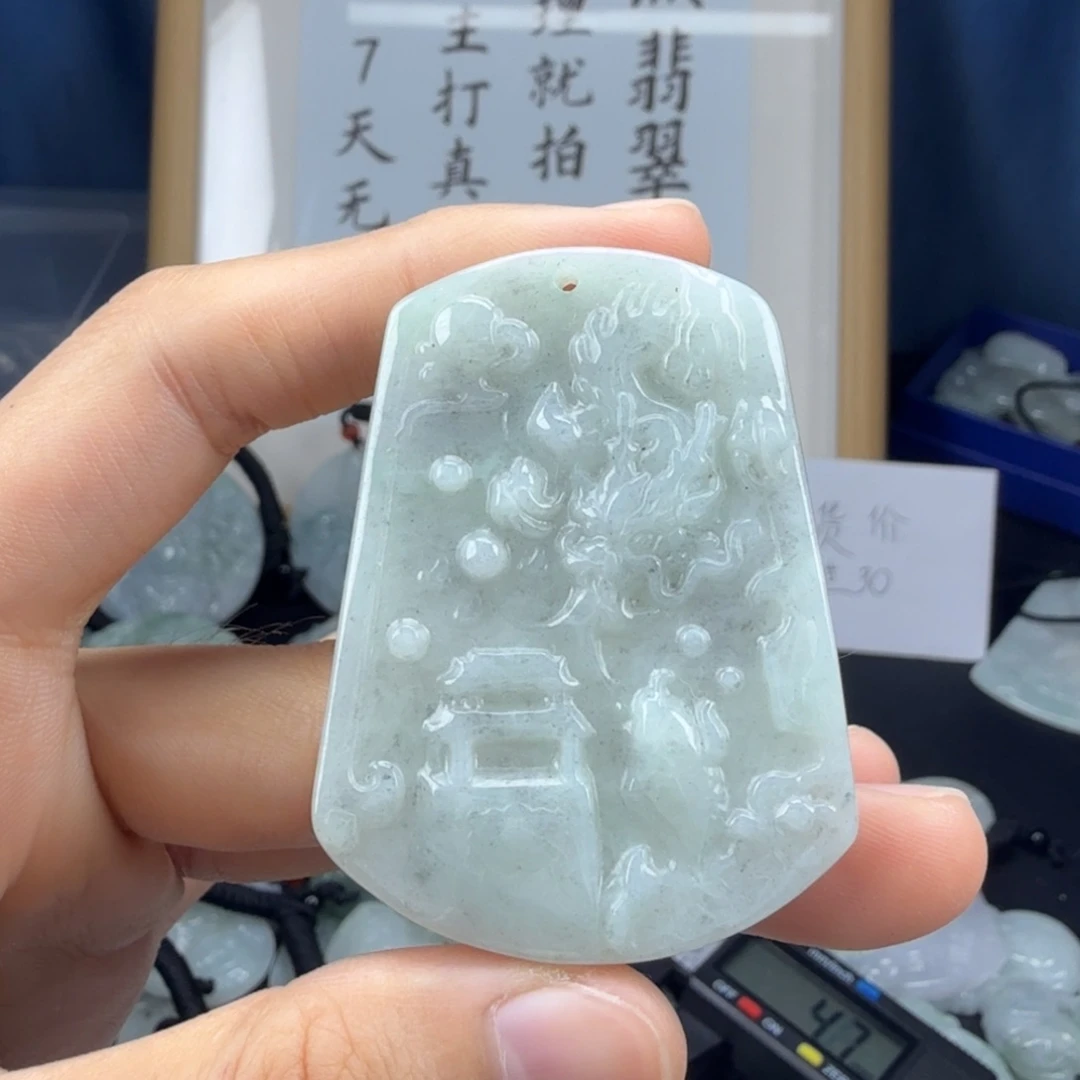 翡翠未镶嵌颈饰翡翠