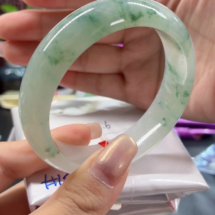 翡翠未镶嵌手镯56.6圈口（31#