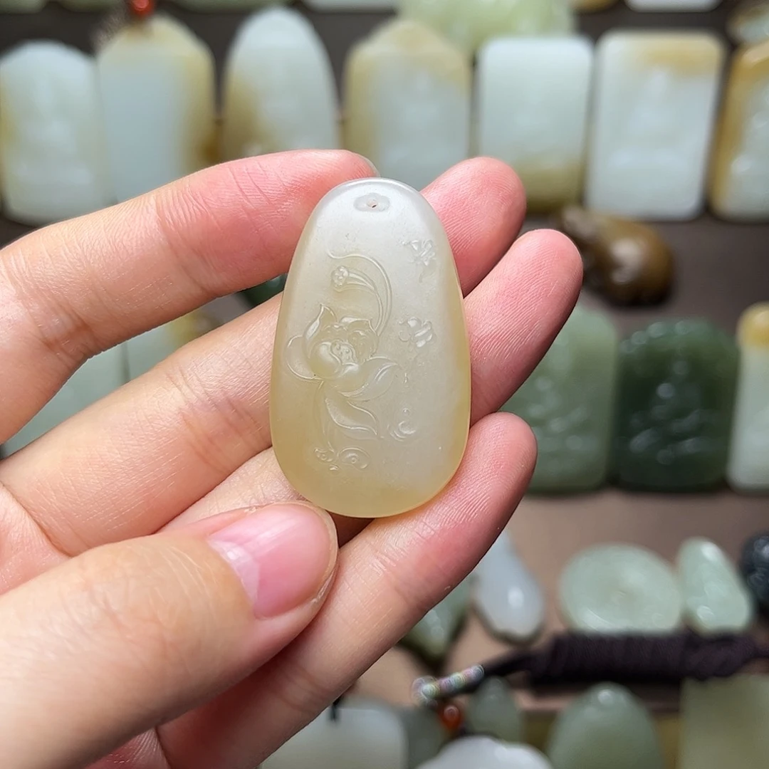 和田玉颈饰未镶嵌木*李