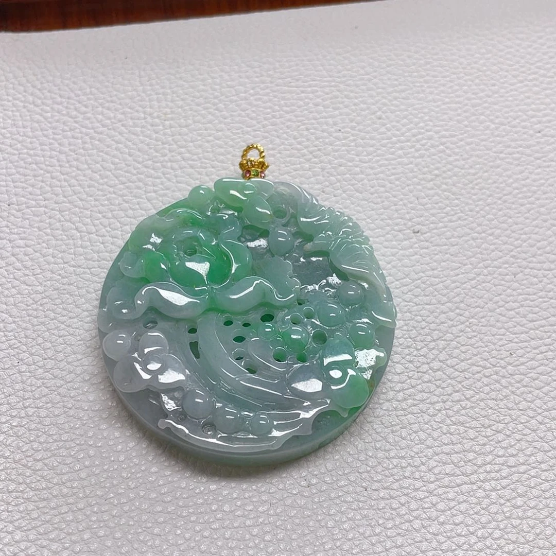 翡翠未镶嵌颈饰高级吊坠
