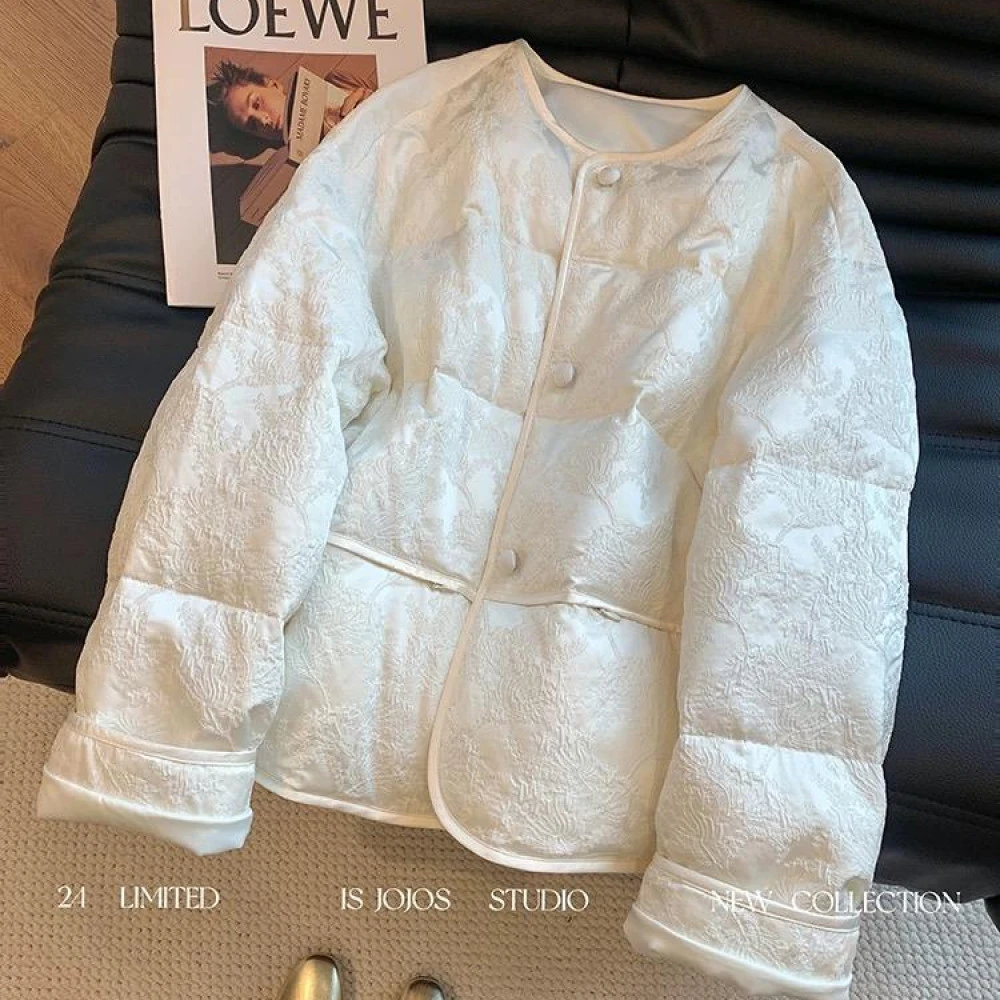 新中式白色浮雕提花盘扣国风棉服女款冬季洋气高级感加厚保暖外套