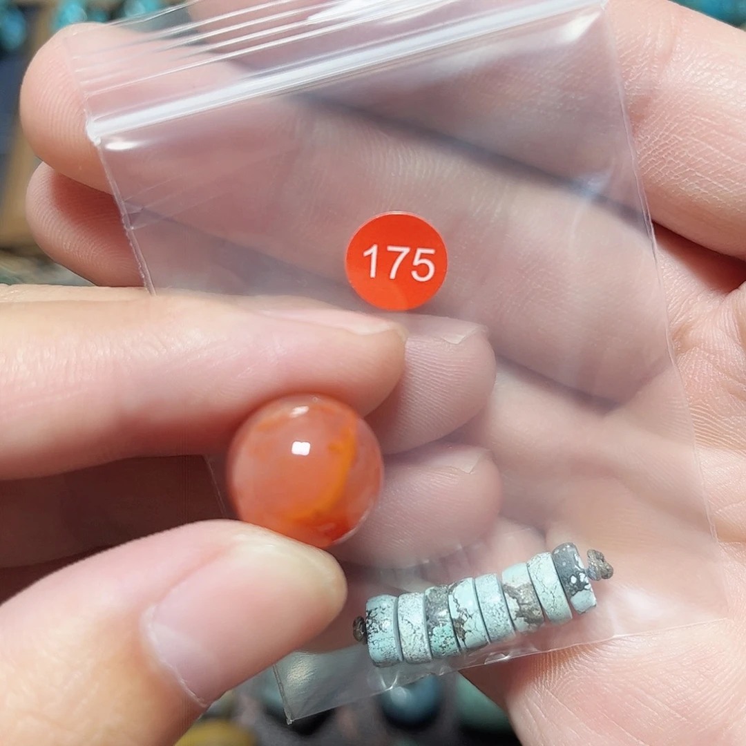 桥****玛瑙/玉髓未镶嵌圆珠桶珠老型手串！！
