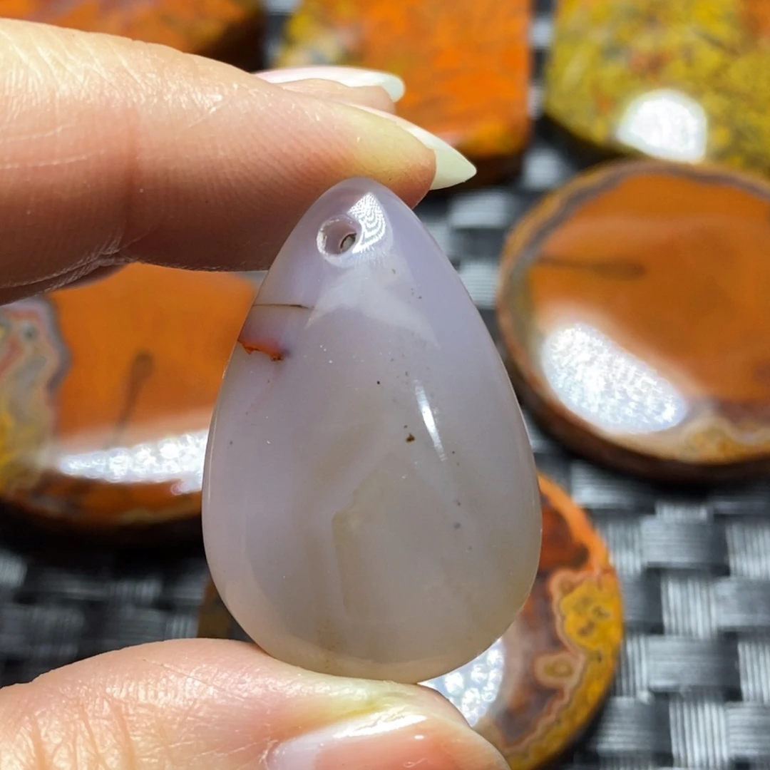 玛瑙/玉髓挂坠未镶嵌