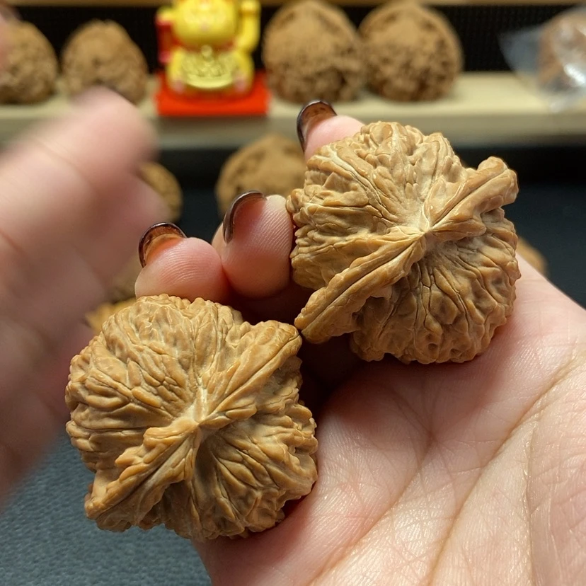 【闪购商品】把件文玩核桃小***?白狮子